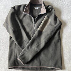 Arc'teryx Vintage 'Sniper' 1/4 Zip Polartec WindPro Fleece Pullover in graybrown